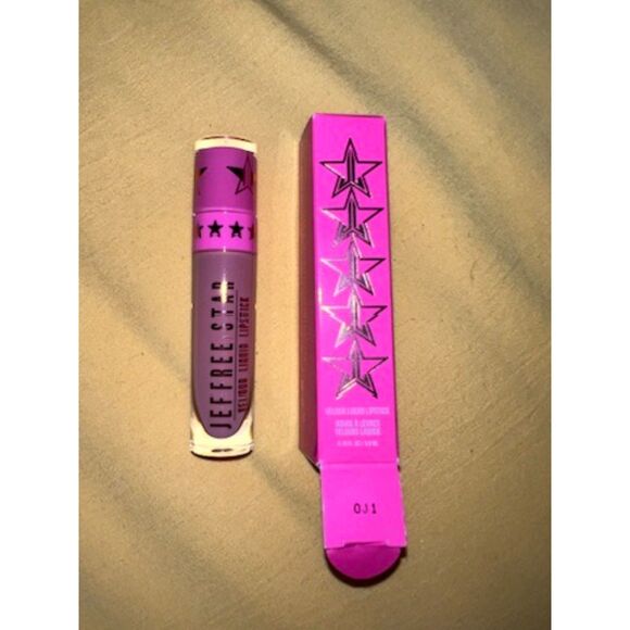 NIB Jeffree Star Velour Liquid Lipstick in Birthday Suit - Picture 4 of 9